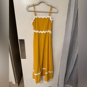 Yellow Maxi Dress with White Scalloped Ric Rac Trim
